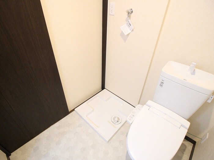 物件内観写真15　(洗濯機置場)