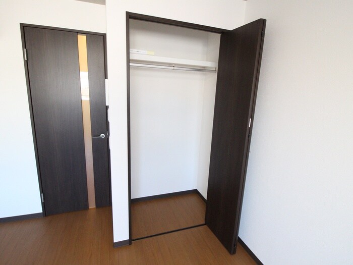 物件内観写真16　(収納)