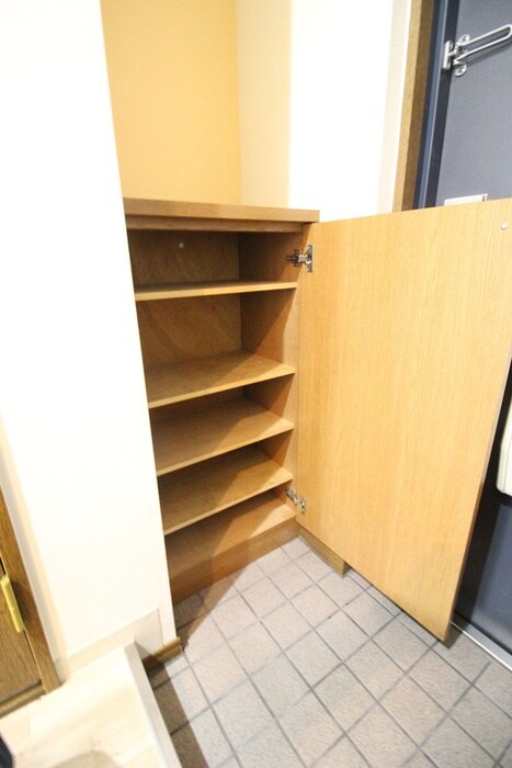 物件内観写真13　(靴箱)