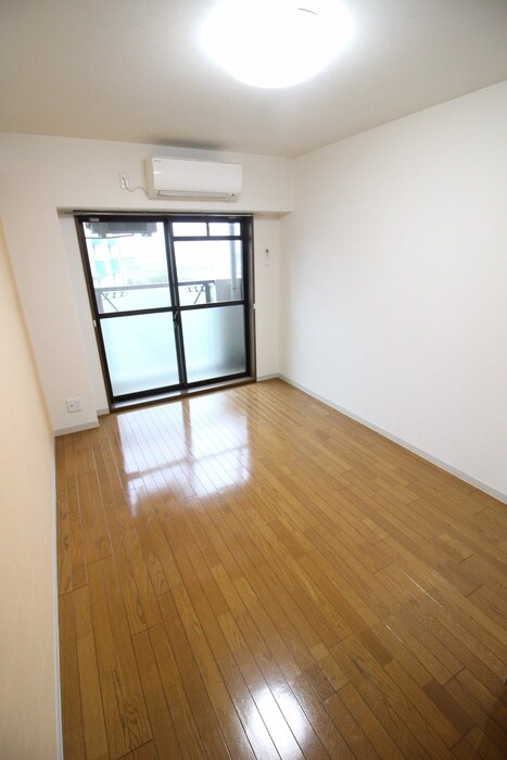 物件内観写真15　(居室)