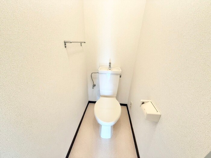 物件内観写真15　(トイレ)