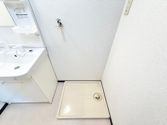 物件内観写真17　(洗濯機置場)