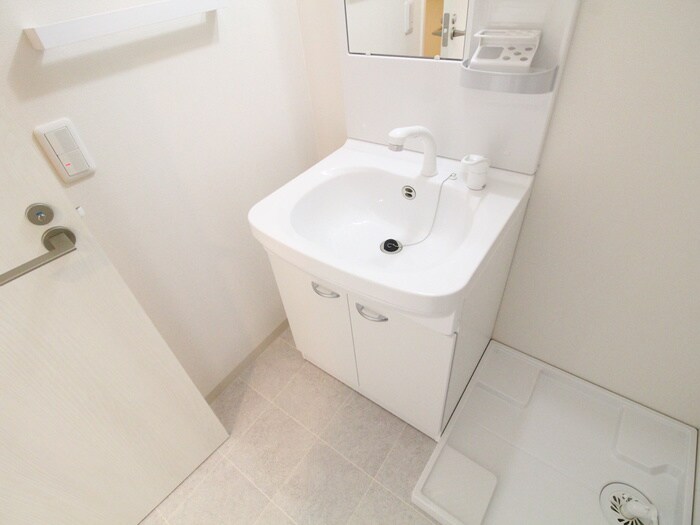 物件内観写真12　(洗面)
