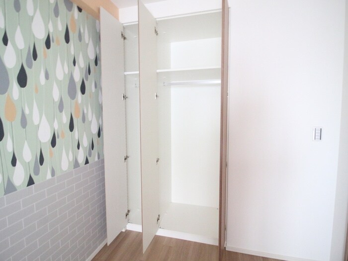 物件内観写真11　(収納)