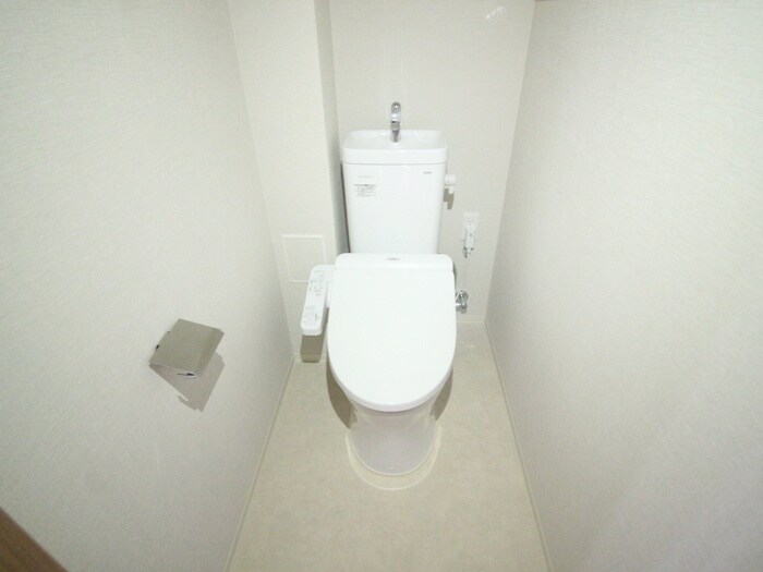 物件内観写真14　(トイレ)