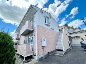 種村ハイツ外観写真