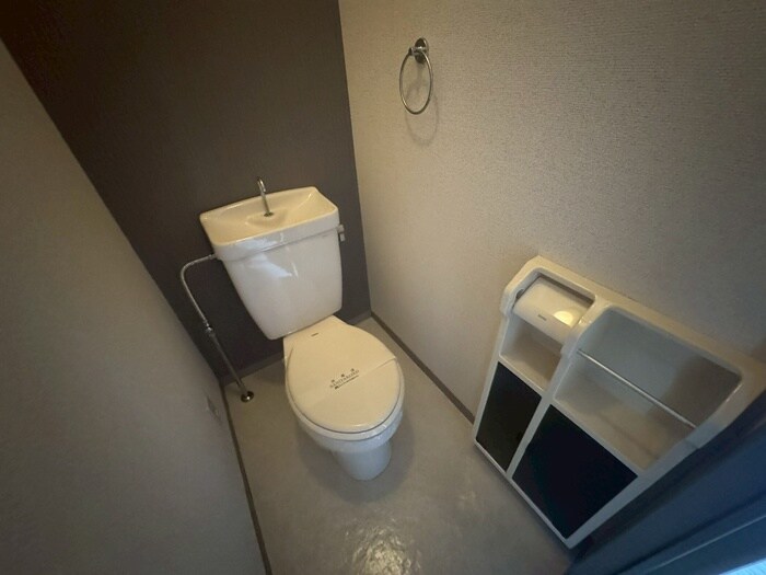 物件内観写真11　(トイレ)