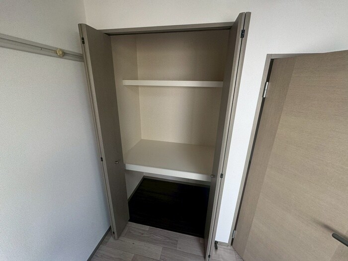 物件内観写真13　(収納)