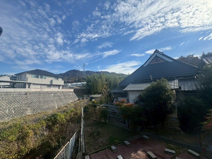 物件内観写真17　(室内からの展望)