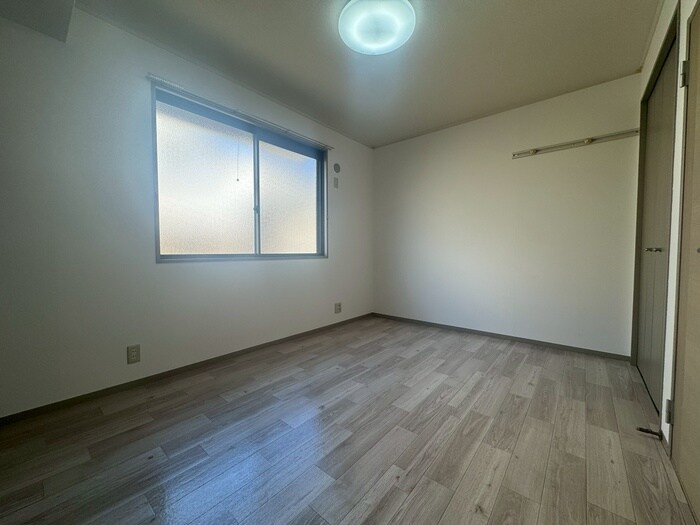 物件内観写真21　(居室)