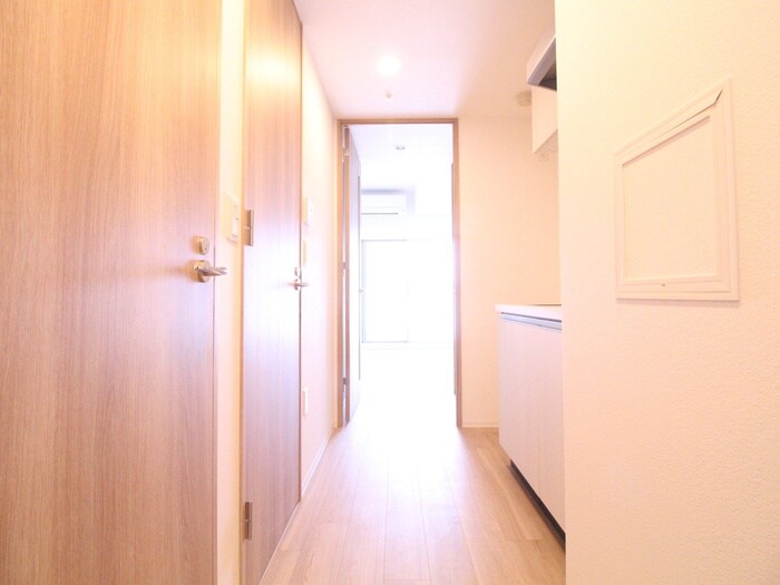 物件内観写真16　(廊下)