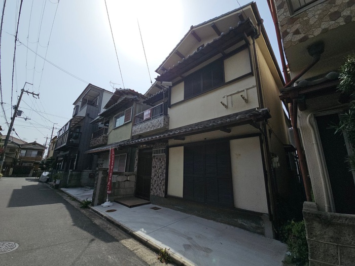 玉串町東3丁目貸家