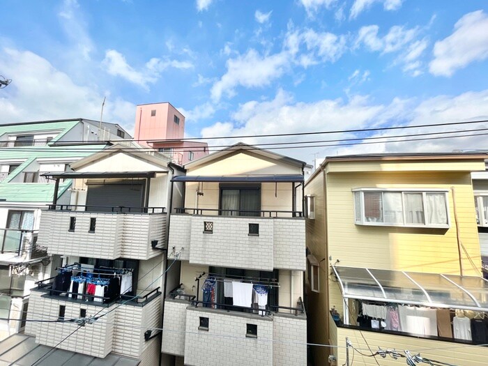 物件内観写真20　(室内からの展望)