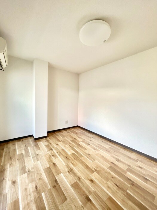 物件内観写真22　(居室)