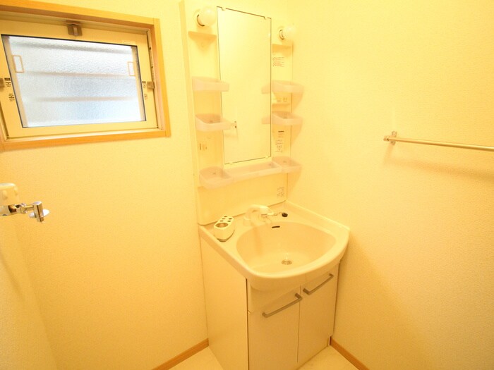 物件内観写真15　(洗面)