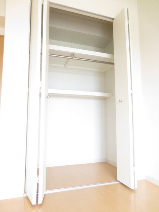 物件内観写真8　(収納)