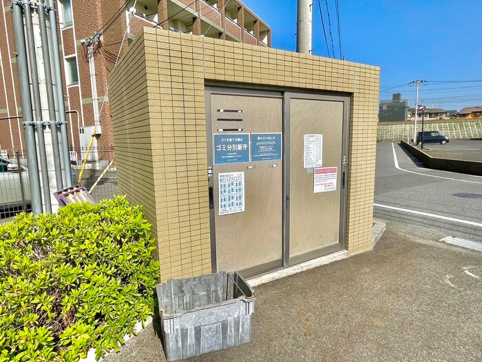 物件外観写真6　(建物設備)