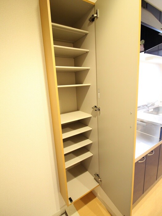 物件内観写真15　(靴箱)