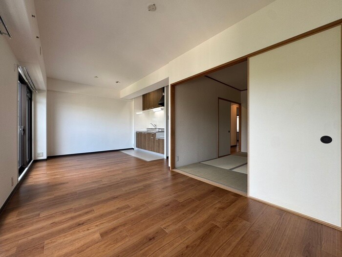 物件内観写真8　(居室)