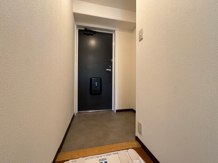 物件内観写真18　(玄関)