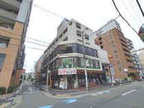 江坂パークビルの外観写真