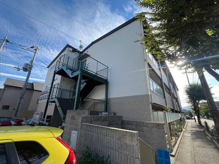 物件外観写真2　(外観写真)