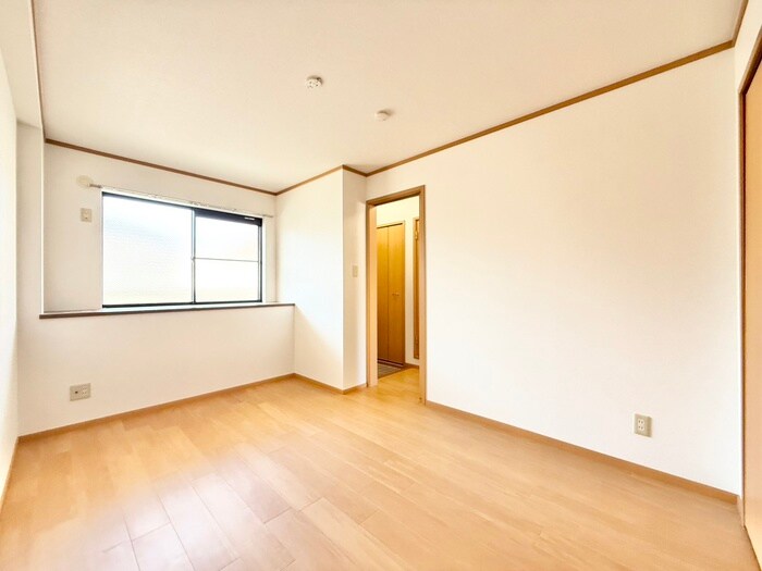 物件内観写真11　(居室)