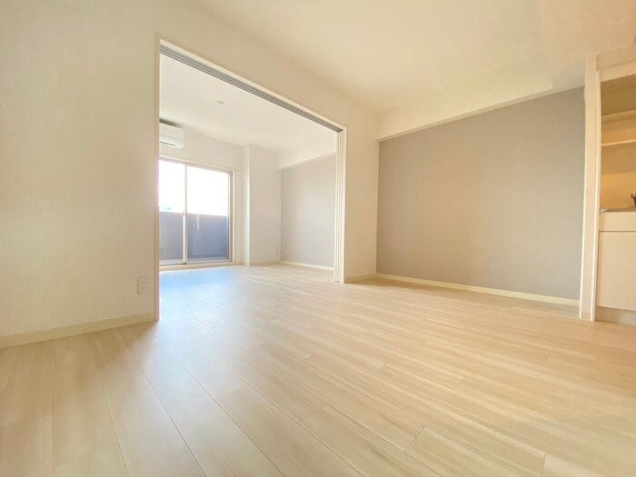 物件内観写真7　(居室)