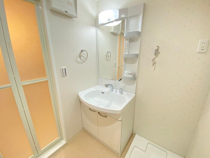 物件内観写真11　(洗面)