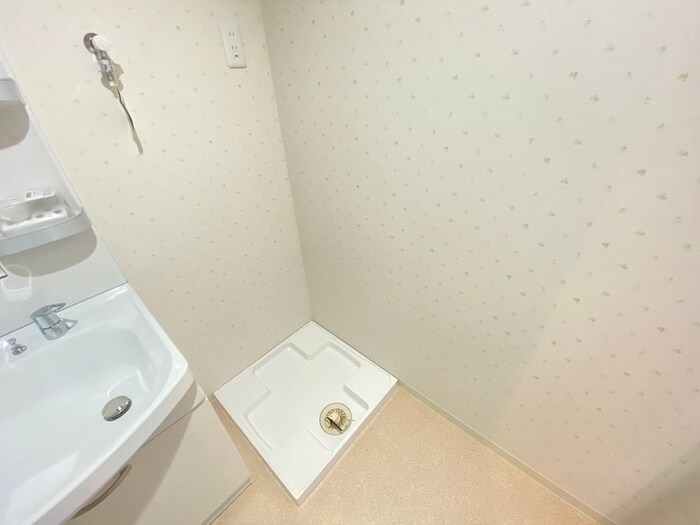 物件内観写真21　(洗濯機置場)