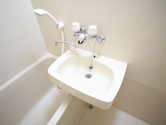 物件内観写真12　(洗面)