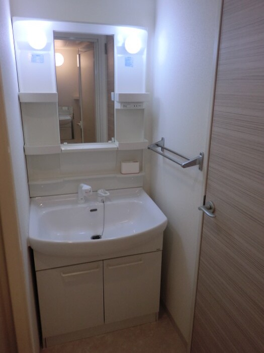 物件内観写真10　(洗面)