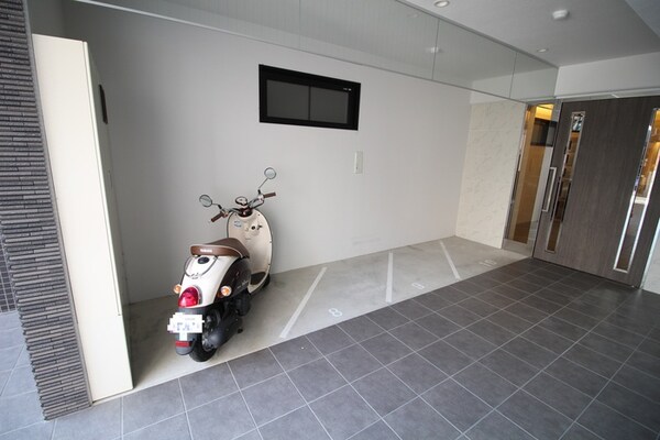 バイク置き場