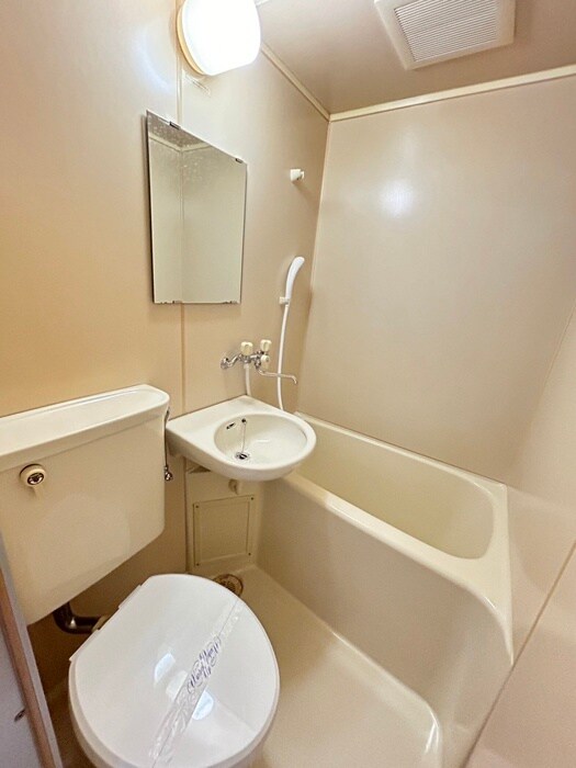 物件内観写真3　(バス／シャワールーム等)