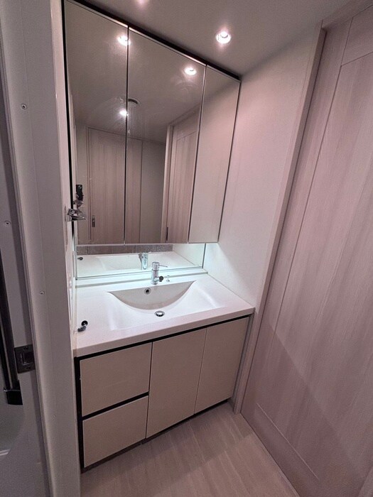 物件内観写真10　(洗面)