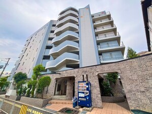 ヴァンティアン外観写真