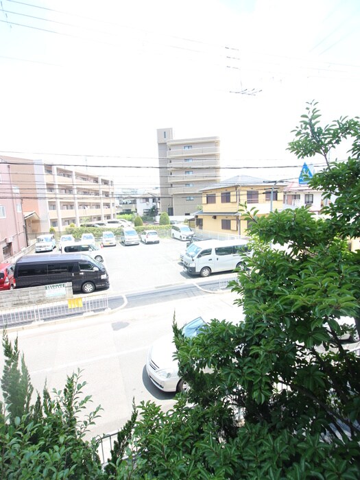 物件内観写真16　(室内からの展望)