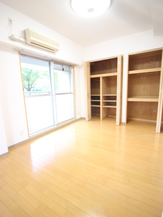 物件内観写真22　(居室)