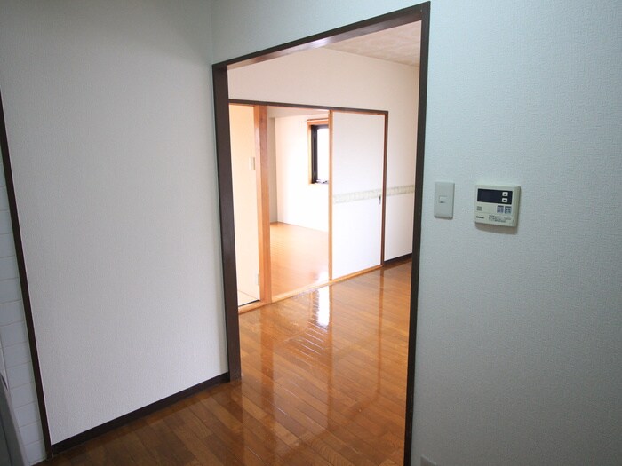 物件内観写真10　(居室)