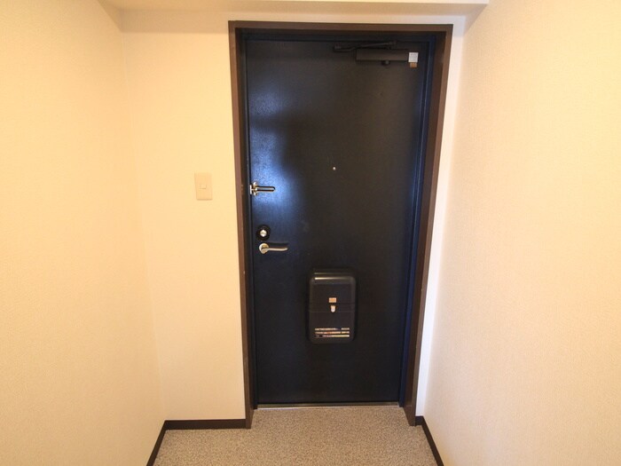 物件内観写真22　(玄関)