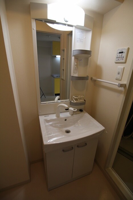 物件内観写真9　(洗面)