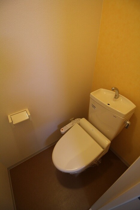物件内観写真11　(トイレ)