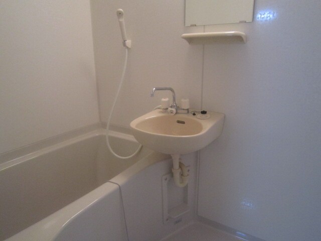 物件内観写真10　(バス／シャワールーム等)