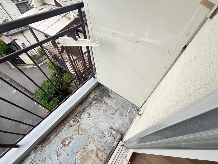 物件内観写真12　(洗濯機置場)