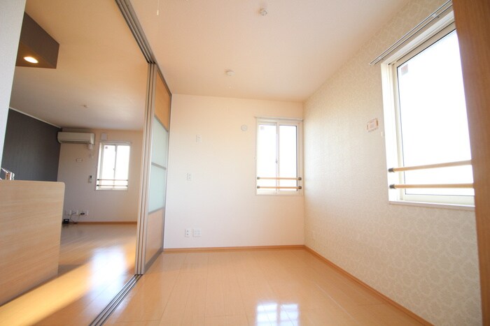 物件内観写真14　(居室)