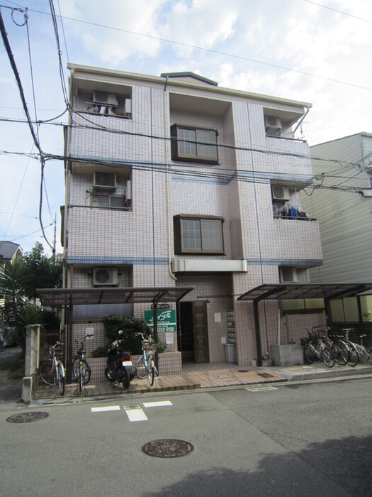 物件外観写真1　(外観写真)