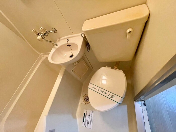 物件内観写真13　(トイレ)