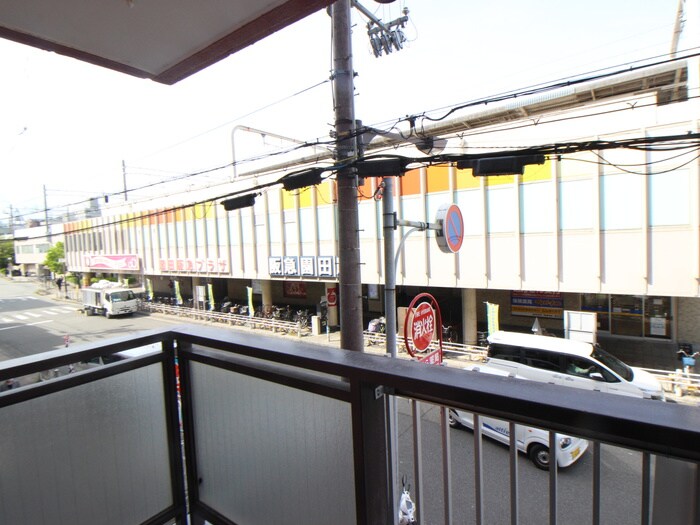 物件内観写真14　(室内からの展望)