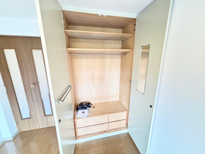 物件内観写真10　(収納)