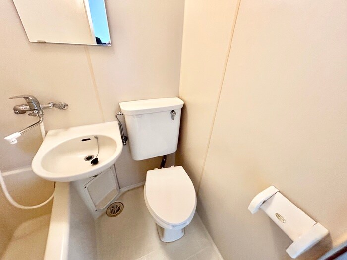 物件内観写真13　(トイレ)